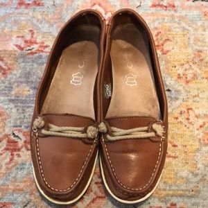Aldo Leather Flats